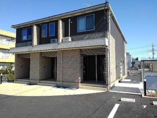 グランツ Kの物件外観写真